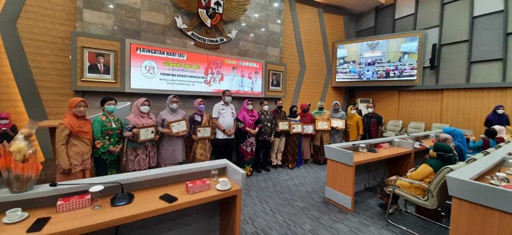 Pacu semangat masyarakat dalam mewujudkan kesetaraan dan keadilan gender, Pemkot Samarinda berikan Penghargaan Gender Champion 2021