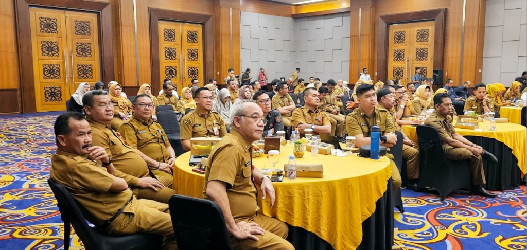 Kepala DP2PA Kota Samarinda hadiri High Level Meeting (HLM) : "Samarinda menuju kota tanpa tunai, laju yang tak lagi bisa dibendung"