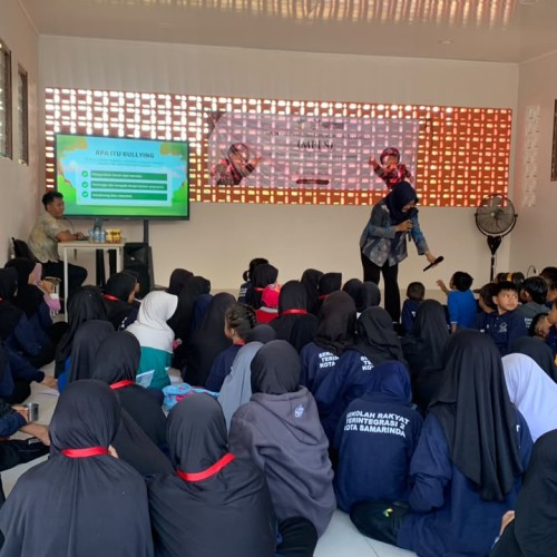 DP2PA Kota Samarinda Berikan Materi Bullying dalam Kegiatan MPLS di Sekolah Rakyat Terintegrasi 2